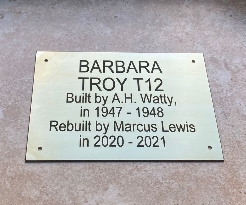 Personalised Engraved Polished Brass Plaques - WITH MOUNTING HOLES - EIGHTEEN Size Options