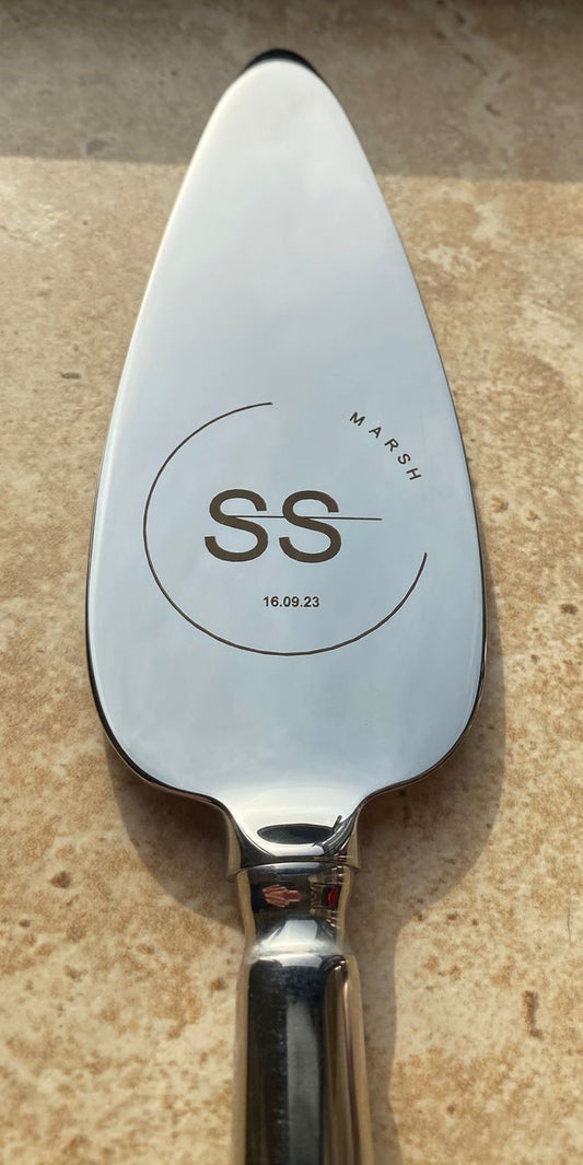 Personalised housewarming gifts - the thoughtful way to mark the move